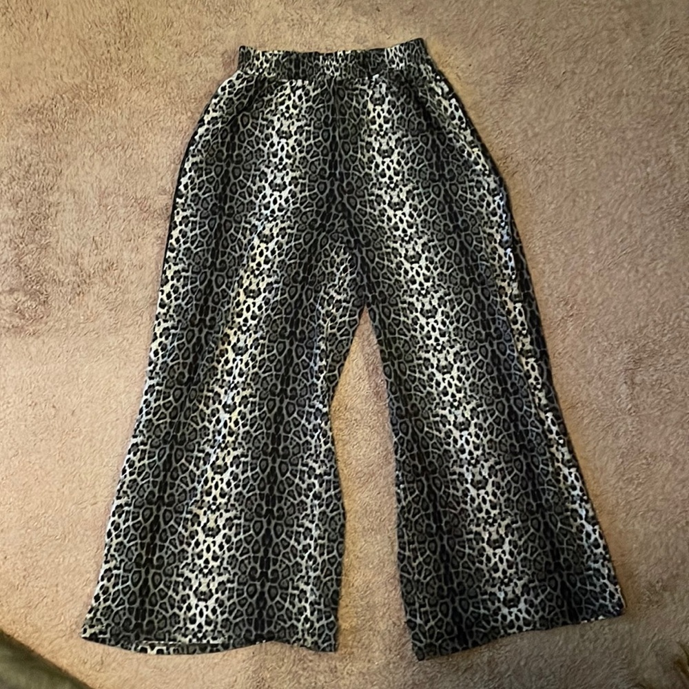 Leopard Print Gaucho Pants